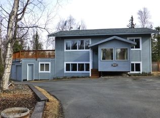 1124 N Leatherleaf Loop, Wasilla, AK 99654