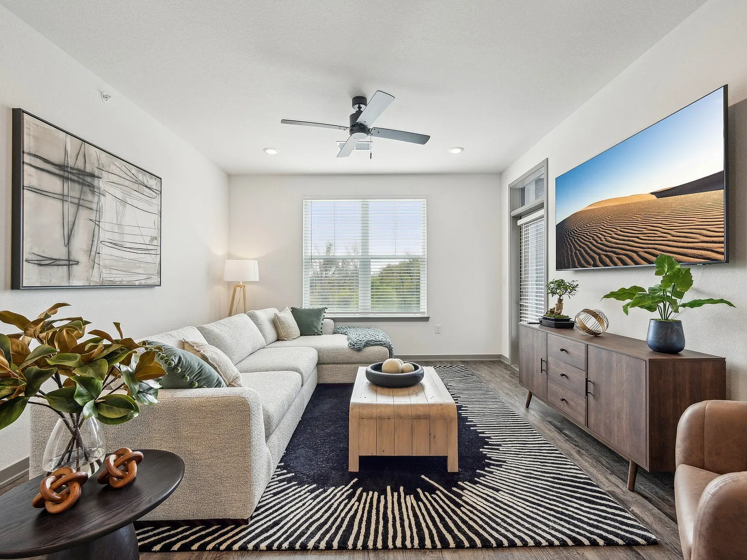 The Quarry Luxury Apartments — Photo 3