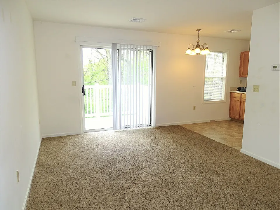 1 bed, $1,195 — Photo 3