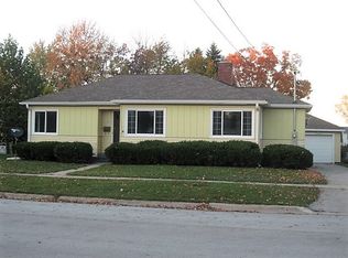 421 E Exchange St, Sycamore, IL 60178