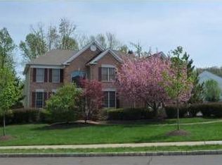 24 Sentinel Dr, Basking Ridge, NJ 07920