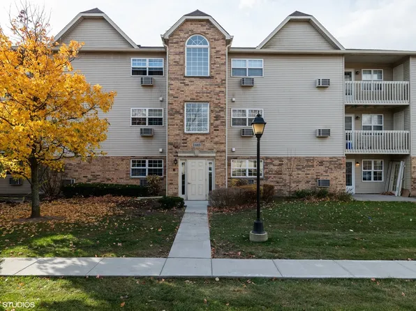 1443 Spring Brook Ct Unit 3C, Round Lake Beach, IL 60073