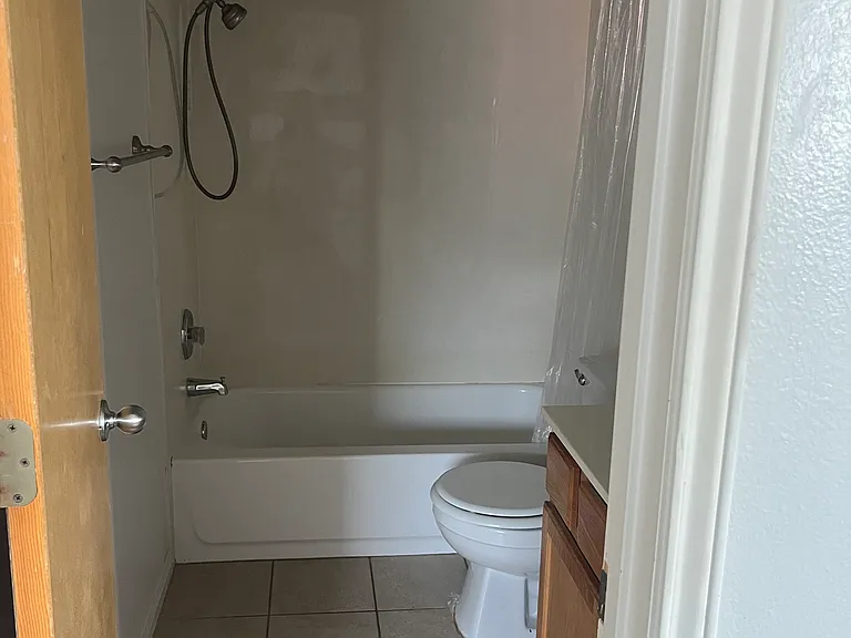 229 Marvin Cv — Photo 12