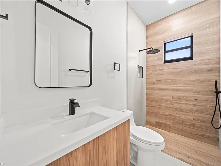 2705 Darlene Pl — Photo 13