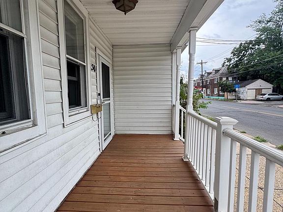 3rd image of 150 S Olden Ave