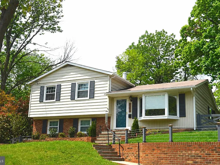 5728 Overly Dr — Photo 1