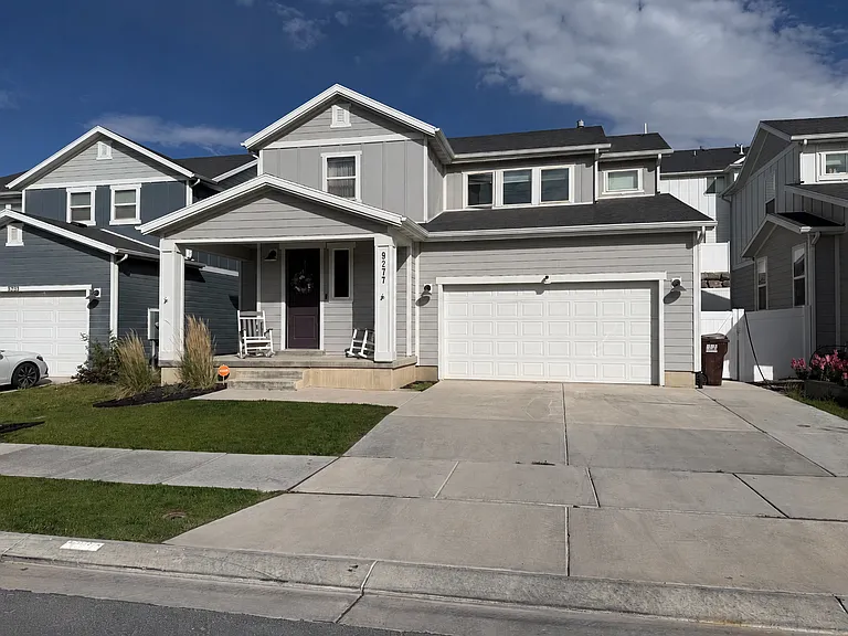 9277 N Scenic Mountain Dr — Photo 1