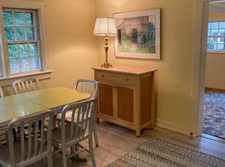 1146 Tremont St, Duxbury, MA 02332