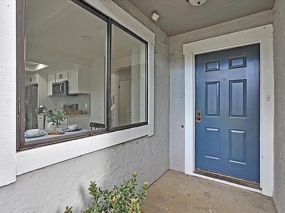 4th image of 4869 Indian River Ct