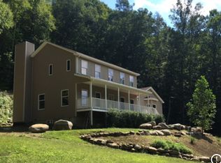 15 Burlwood Ln, Cornwall Bridge, CT 06754