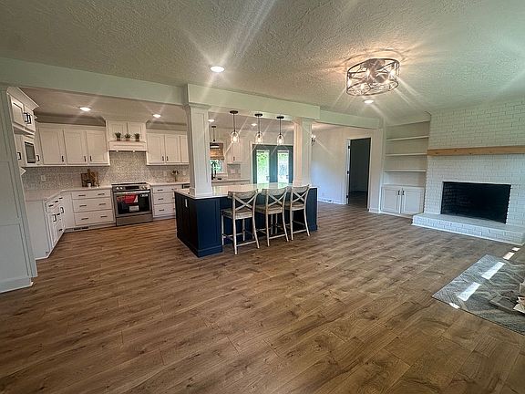 Open concept living area 