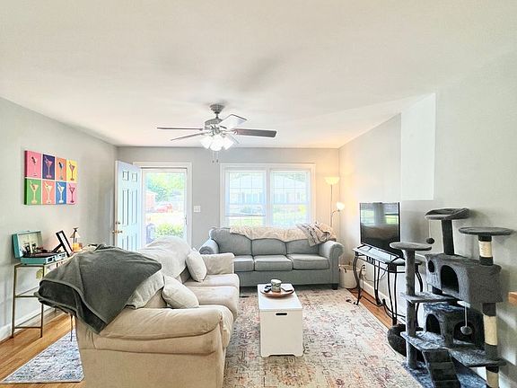 5th image of 112 Stancil Dr #A