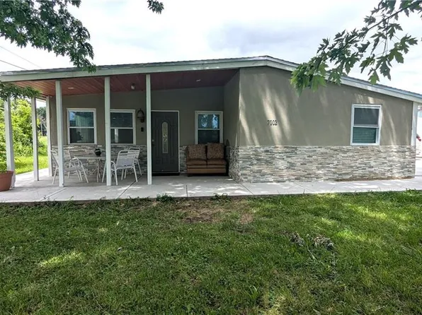 7002 E 102nd St, Kansas City, MO 64134