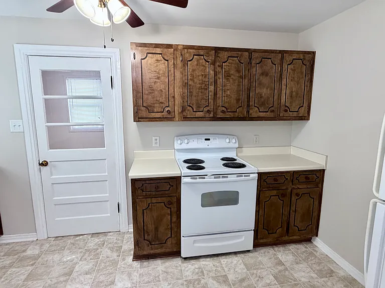 28 Leland Dr — Photo 5