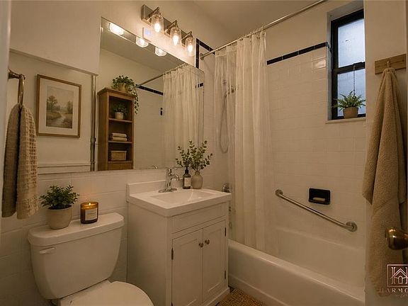 3rd image of 773 Eastern Pkwy APT 2B