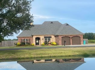 241 Grand Lake Dr, Arnaudville, LA 70512