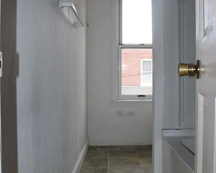 42 Laurel St — Photo 9