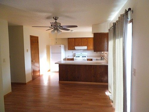 3rd image of 2403 New Haven Ct
