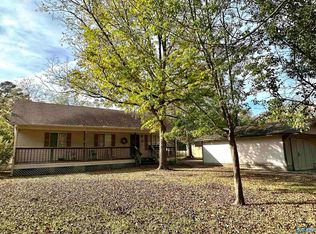 734 Chadwick Dr, Gadsden, AL 35901