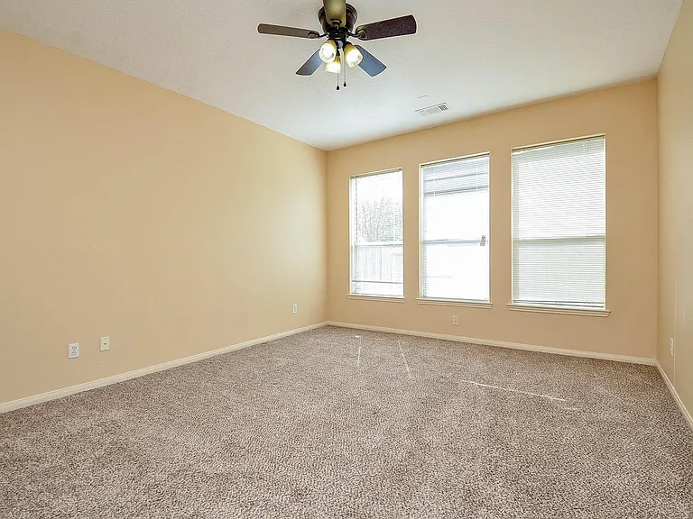 5439 Santa Chase Ln — Photo 14