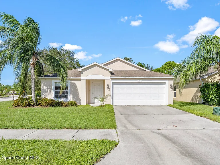 4800 Manchester Dr — Photo 1