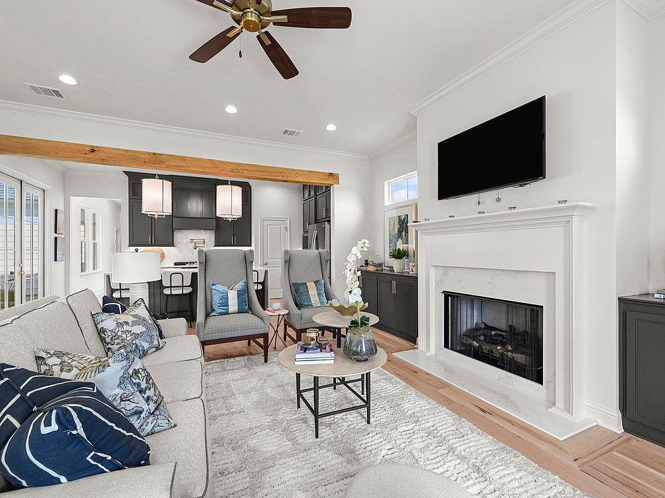 L'Appartement AMERICANA S/SThermalプルオーバー Americana by Level Homes in Zachary LA | Zillow