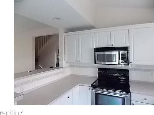 2165 W Discovery Circle W 2165 b