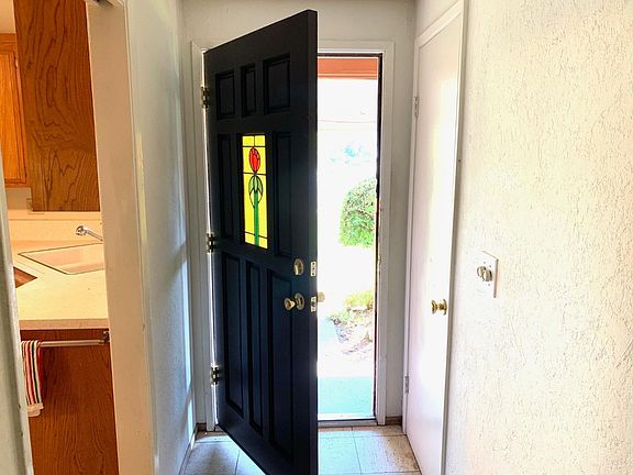 2nd image of 1315 Ashcroft Ln