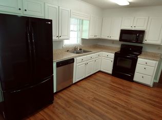 3204 Paddlecreek Ln, Northport, AL 35473