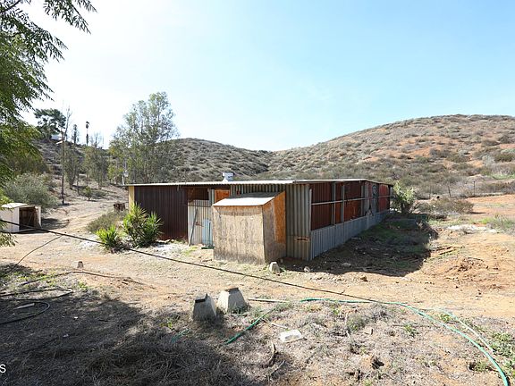 5th image of 27065 Vista Ave