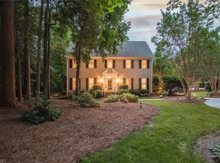 3800 Waldenbrook Rd, Greensboro, NC 27407