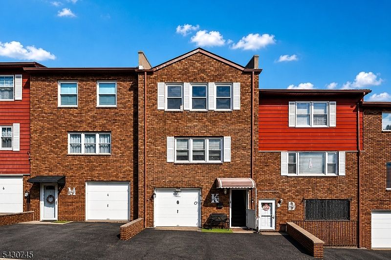 1st image of 450-452 Edmund Ave #8