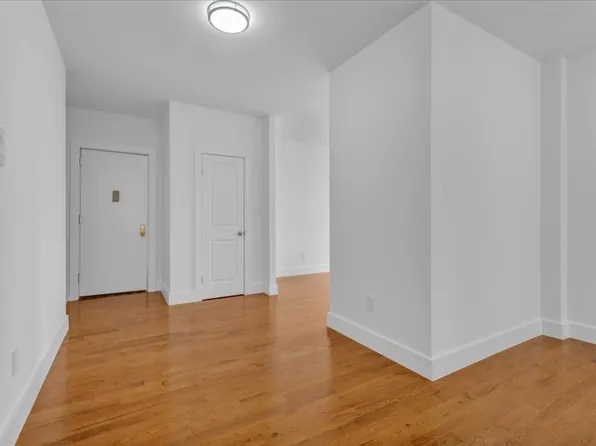 3111 Brighton First Place image 1 of 12