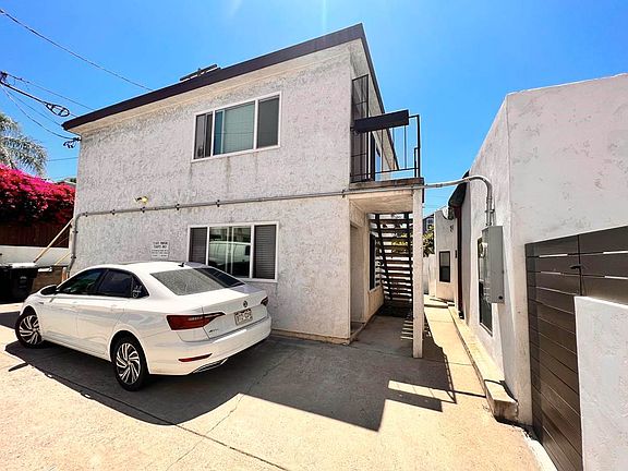 5th image of 4673 Terrace Dr Unit B