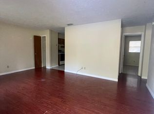 6750 NE 7th St APT 2, Ocala, FL 34470