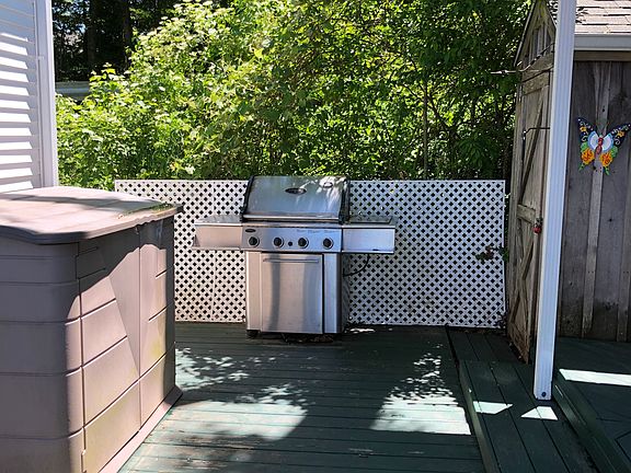 Deck area with grill.