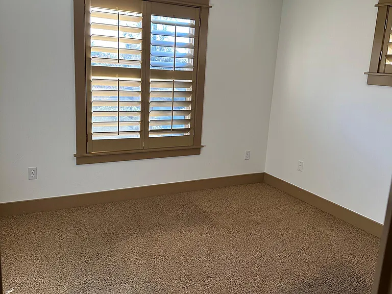 Upstairs bedroom 2