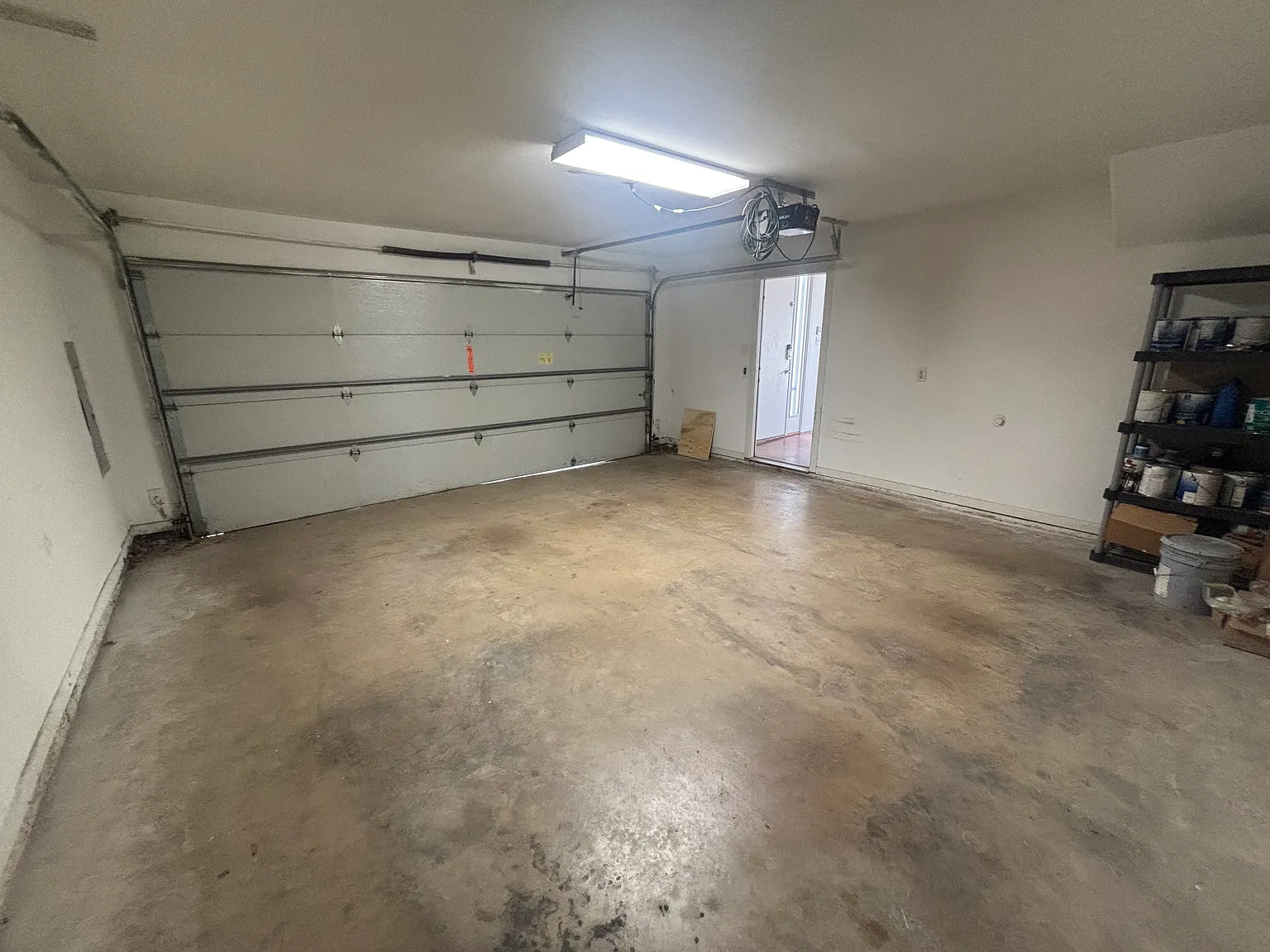 2 bed, 1676 sqft, $3,100 — Photo 4