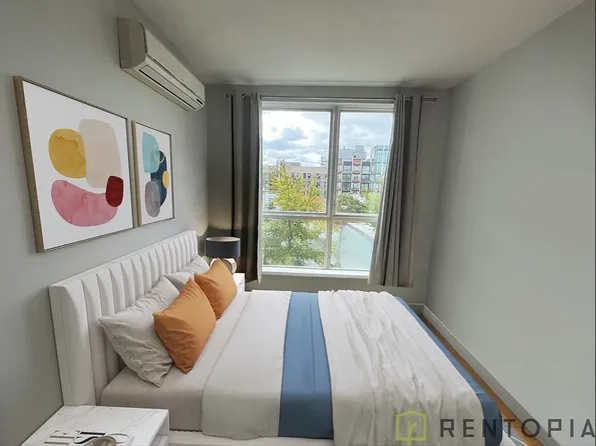 431 Grand Street image 2 of 6