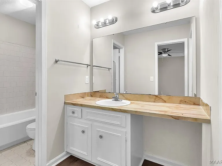 6125 Greta Pl — Photo 23