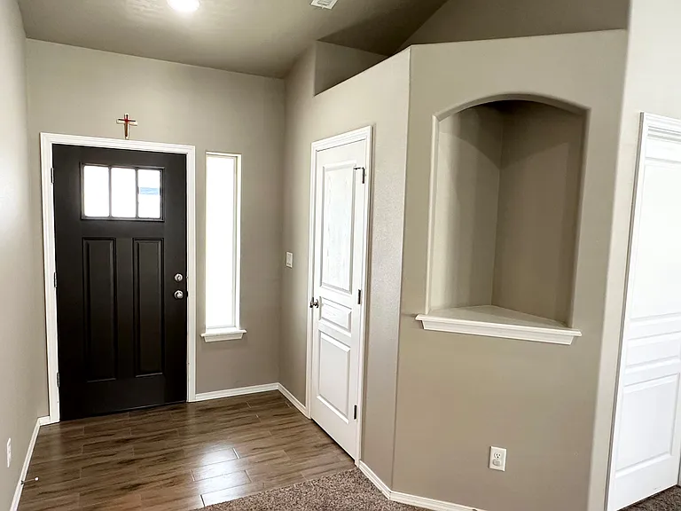 3012 S Dawes Pl — Photo 2