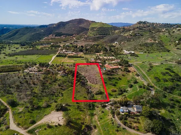Rainbow Crest Rd, Fallbrook, CA 92028