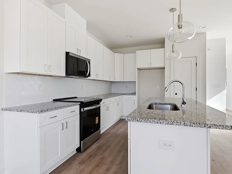 3822 Granite Mill Way — Photo 5