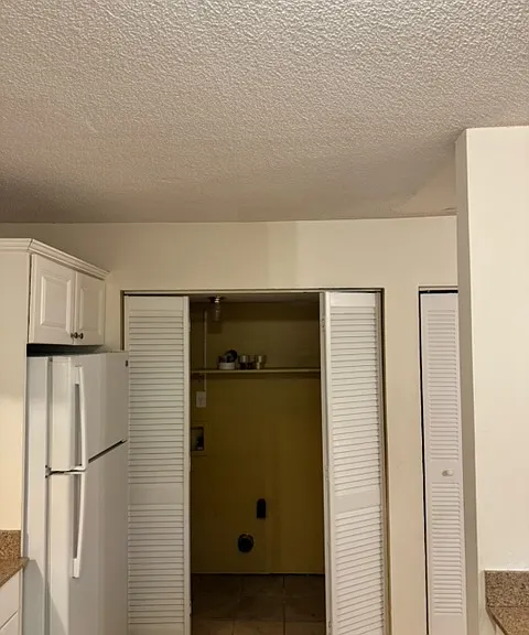 Laundry hook-ups
