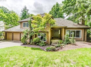 18120 Delenka Ln, Lake Oswego, OR