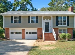 2080 S Point Rd, Belmont, NC 28012