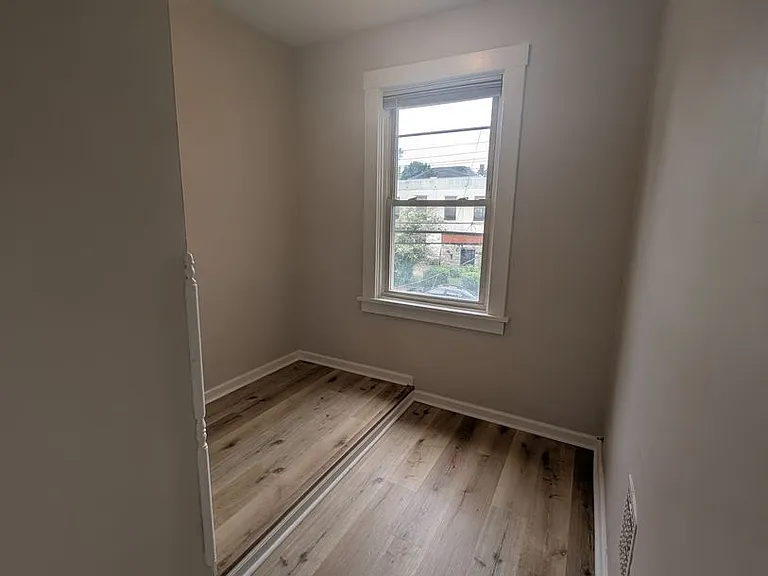 113 Johnston Avenue — Photo 4