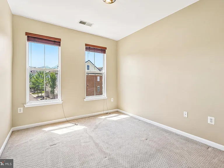 5522 Hartfield Ave — Photo 35