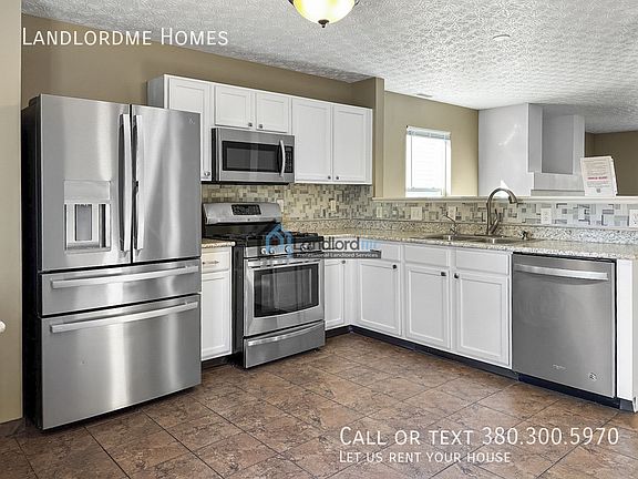 5th image of 8111 Royal Elm Dr