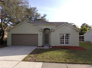 924 Hunter Ln, Tarpon Springs, FL 34689